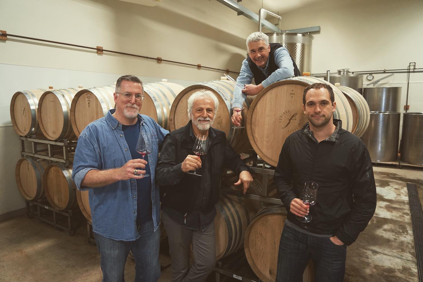 8-tasting wine makers